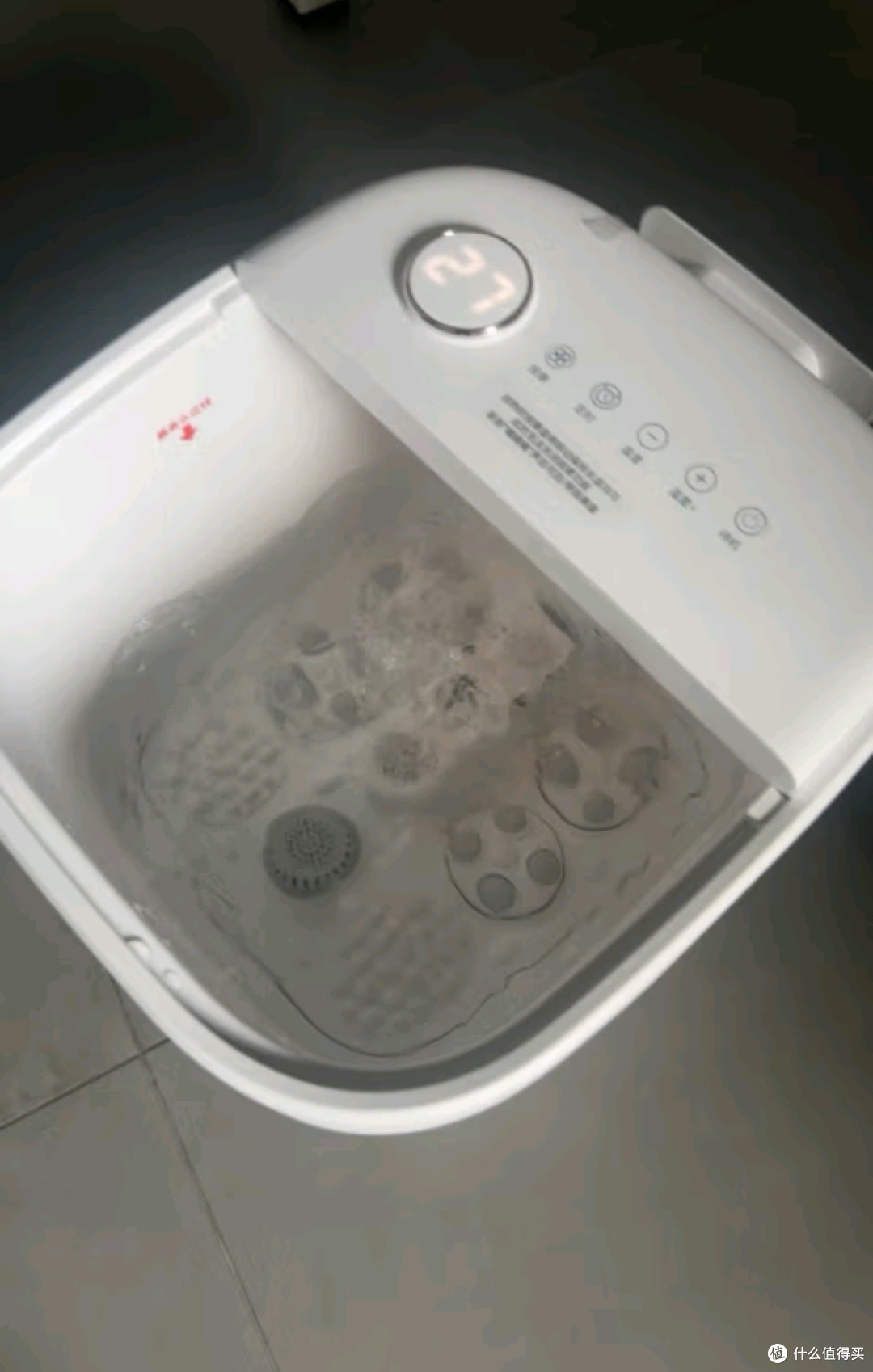 美的泡脚桶足浴盆全自动按摩洗脚盆——【小浪涌极地白】的智能舒适体验