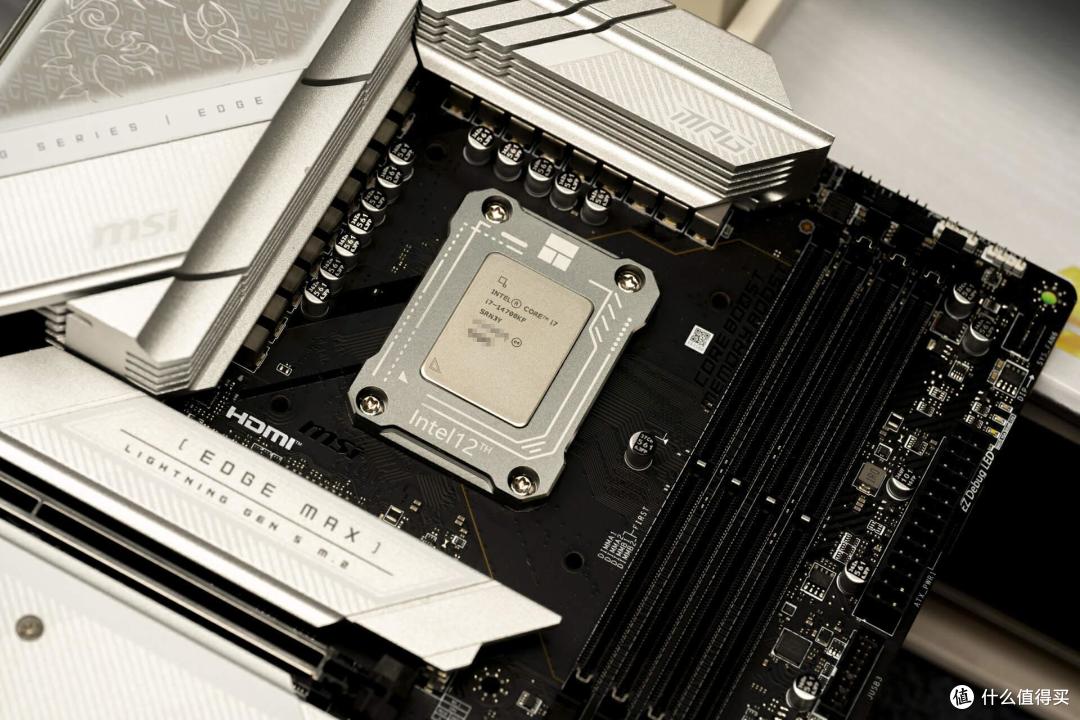 14700KF vs 7800X3D,理论性能差距大,游戏表现出人意料