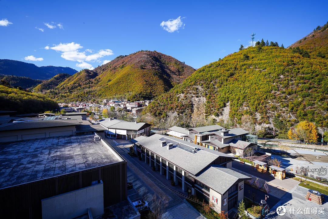 半途出家，落地成康：九寨沟康莱德酒店 豪华景观套房 入住体验