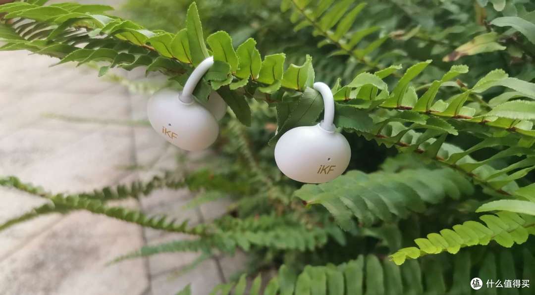 吃不到葡萄说酸的，要不都试试iKF Air Clip耳夹式蓝牙耳机，只需要149元