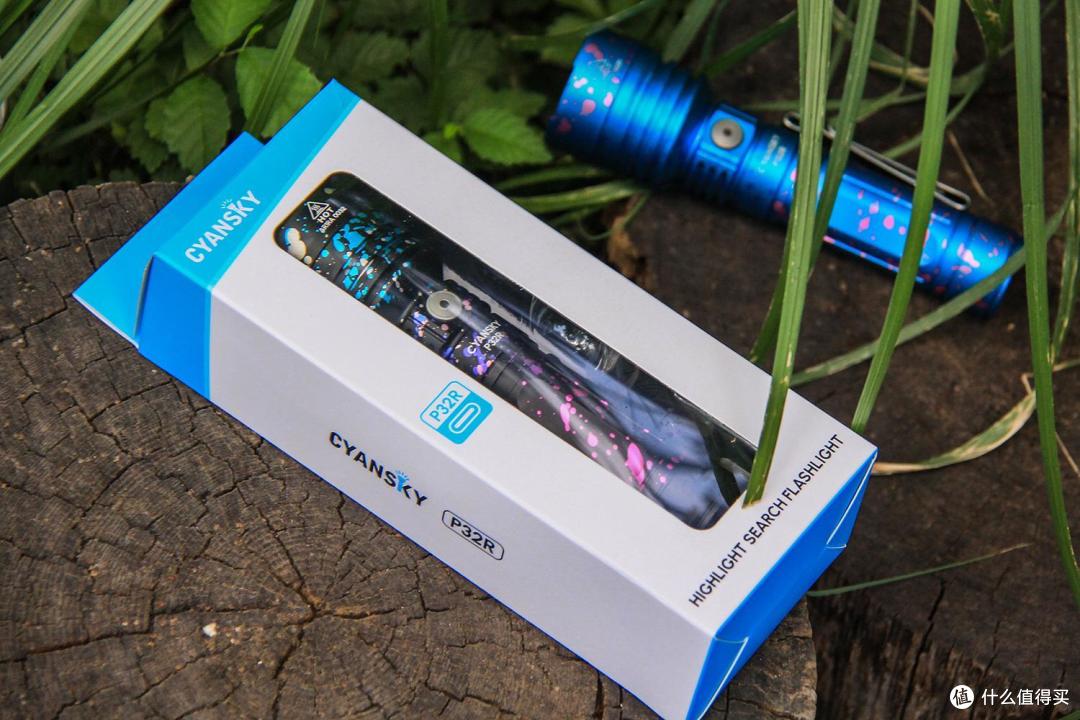 全新色彩、高光时刻:CYANSKY P32R手电