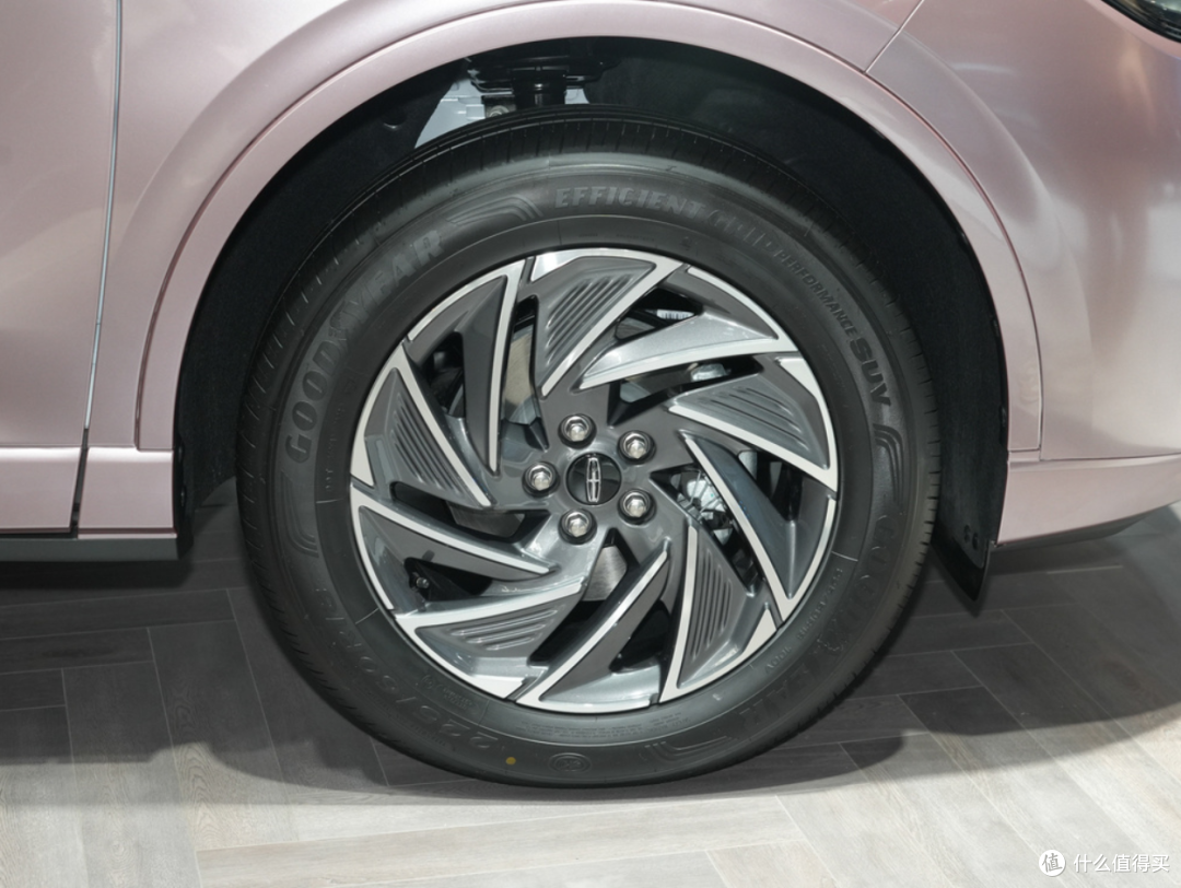 25.38万元林肯全新电混冒险家汽车