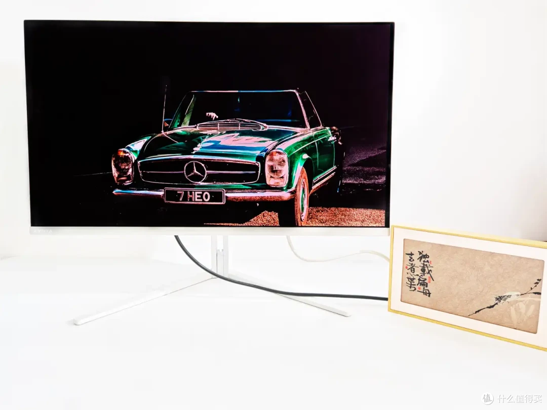 【飞利浦(PHILIPS)32M2N8800 QD-OLED显示器】超高颜值白色OLED显示器:4K+240Hz+0.03ms