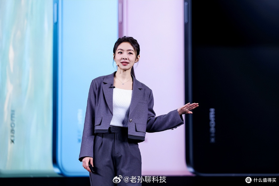 卢伟冰宣布,小米“最美产品经理”调岗,馨心负责Redmi产品打磨
