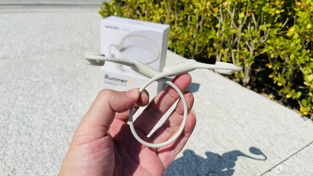南卡runner4骨传导蓝牙耳机:轻盈舒适、天籁音质