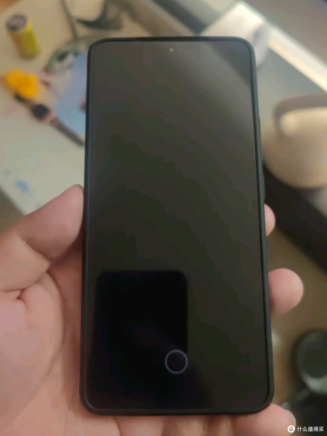 Redmi K70:第二代骁龙8与澎湃OS的完美融合,打造AI智能5G新体验