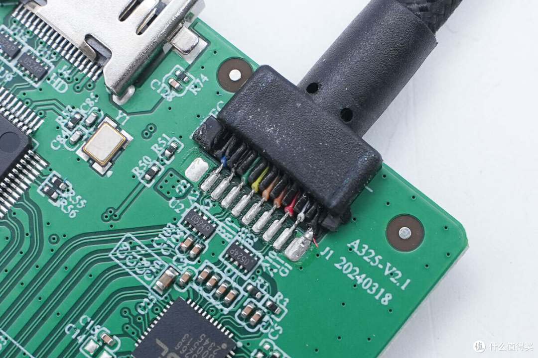 拆解报告：llano绿巨能USB/Type-C高清视频采集器A325