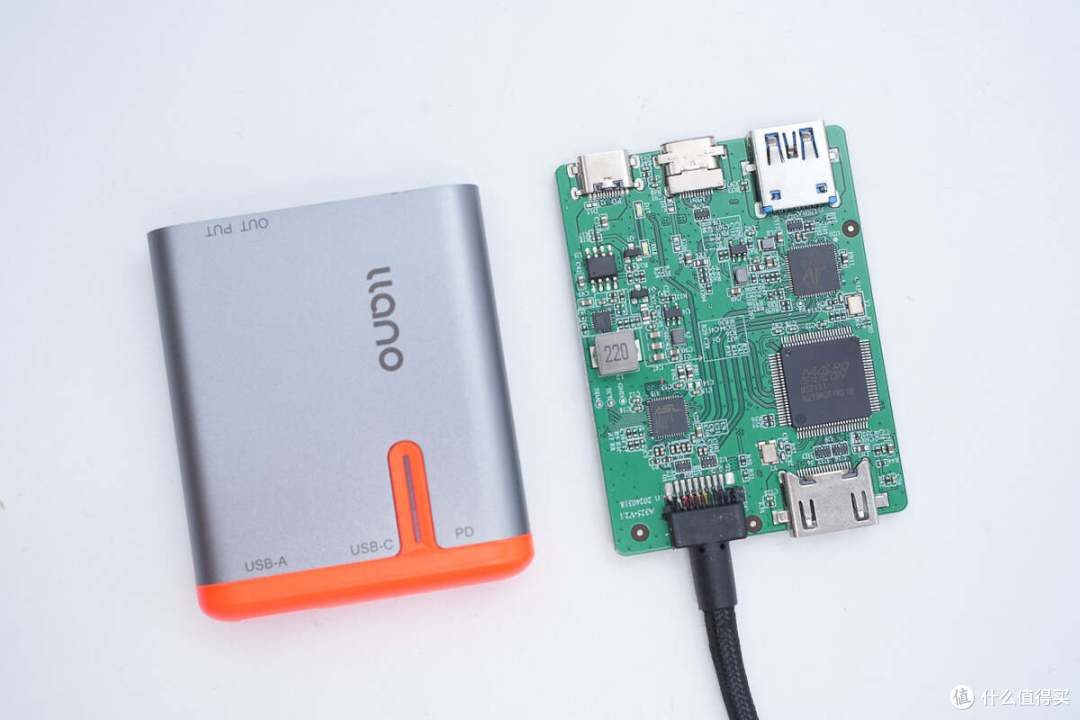 拆解报告：llano绿巨能USB/Type-C高清视频采集器A325