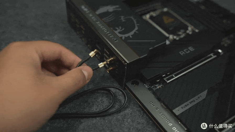 微星 MEG Z890 ACE主板首发开箱,高规高配,助力intel酷睿 Ultra 200系列处理器火力全开