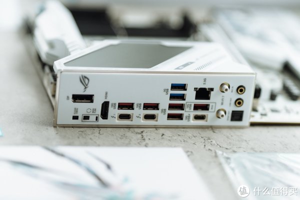 ROG STRIX Z890-A Gaming WIFI S抢先看，吹雪姬新战力_主板_什么