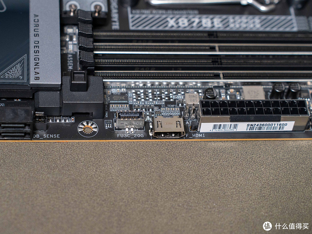 配置拉满、轻松超频，技嘉X870E AORUS MASTER超级雕主板测评