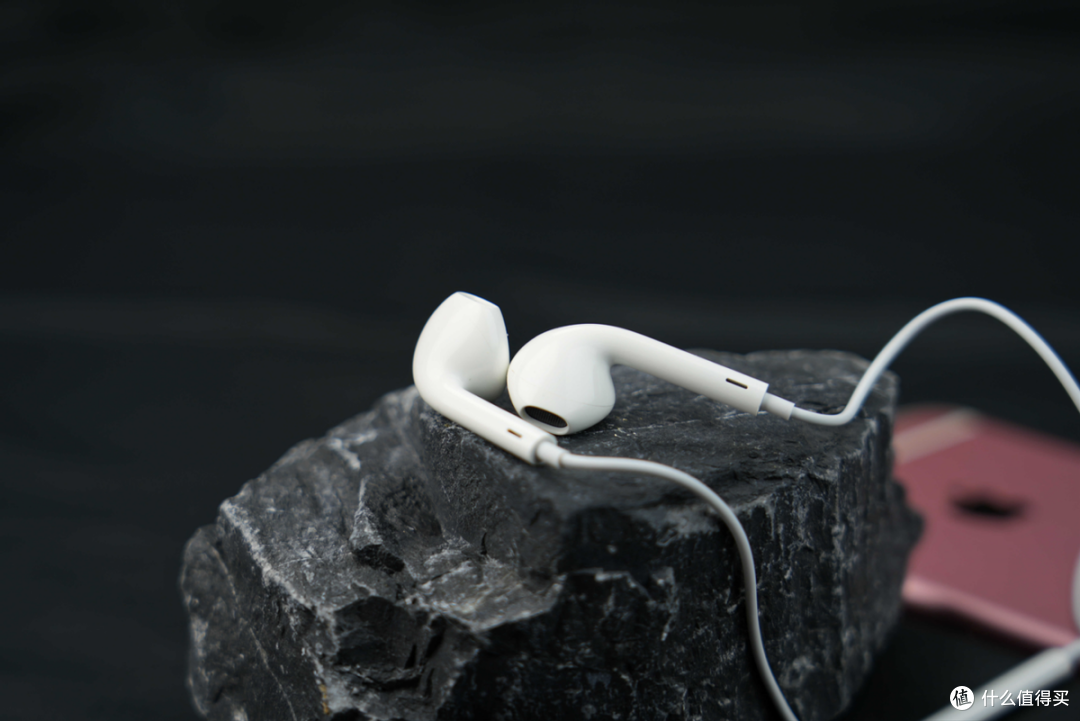EarPods有线耳机:一款集音质、舒适度与性价比于一身的佳作!
