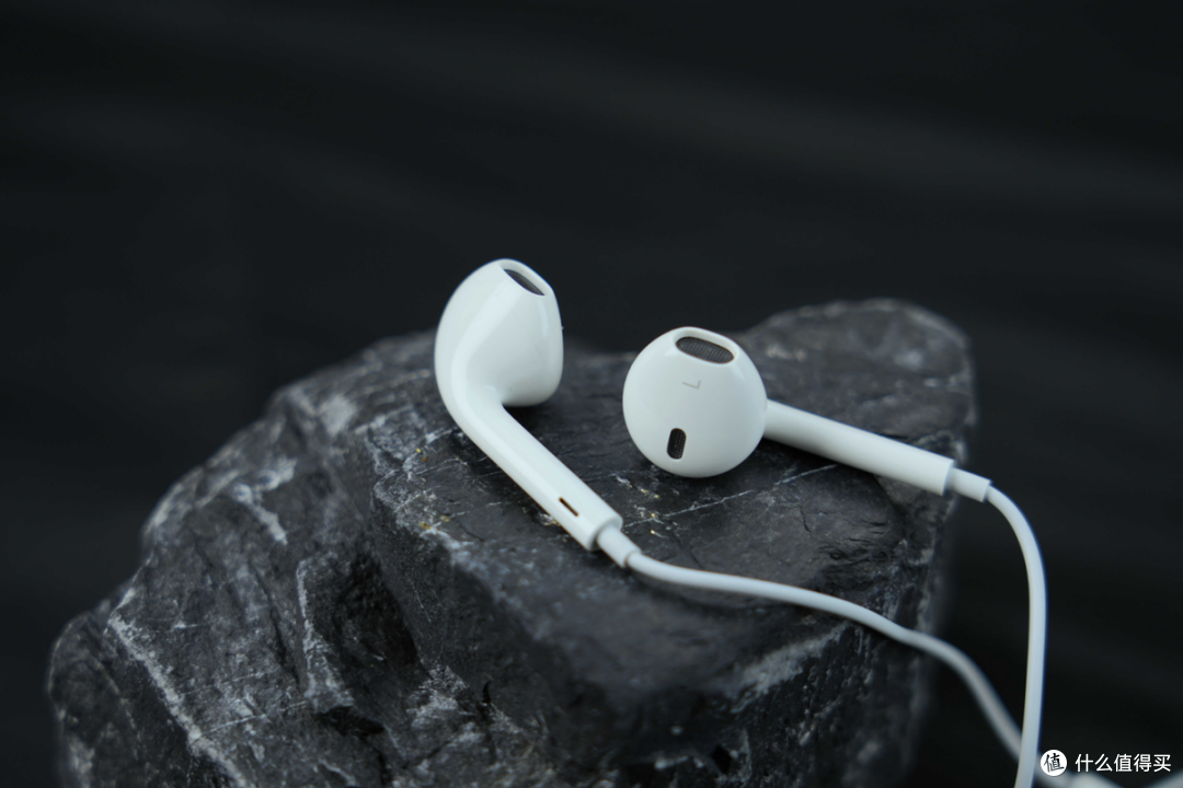 EarPods有线耳机:一款集音质、舒适度与性价比于一身的佳作!