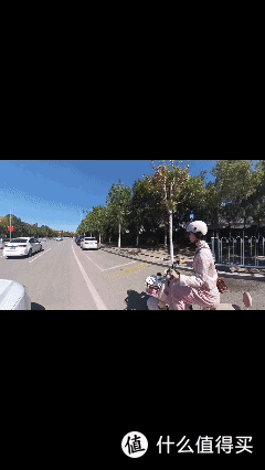 既要优雅可爱、又要减震防滑,姐姐不做选择题,长距离通勤就选元宇宙Pro