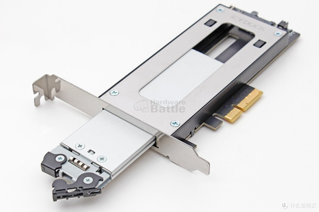 【图文】存储设备 |ICY DOCK 三款高效NVMe PCIe转接卡