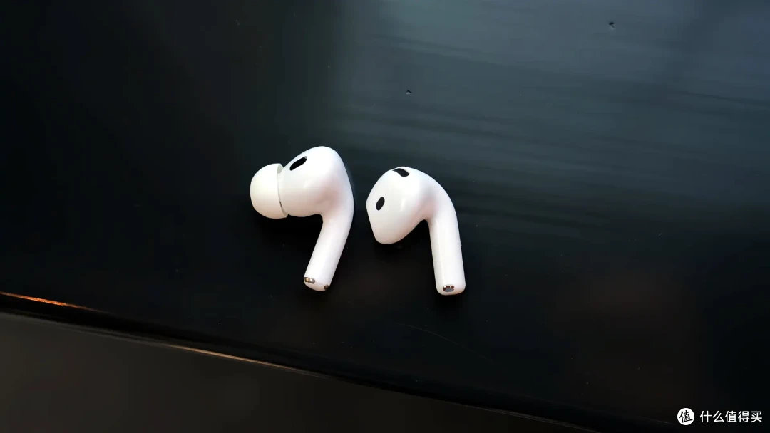 Pro款青春版 AirPods 4体验 差不差钱 买它都合适 今年苹果最有性价比的产品