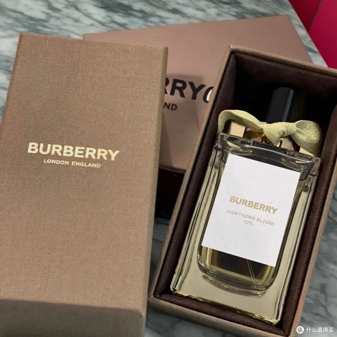 Burberry博柏利山楂花香水,英伦风情的香水!!!