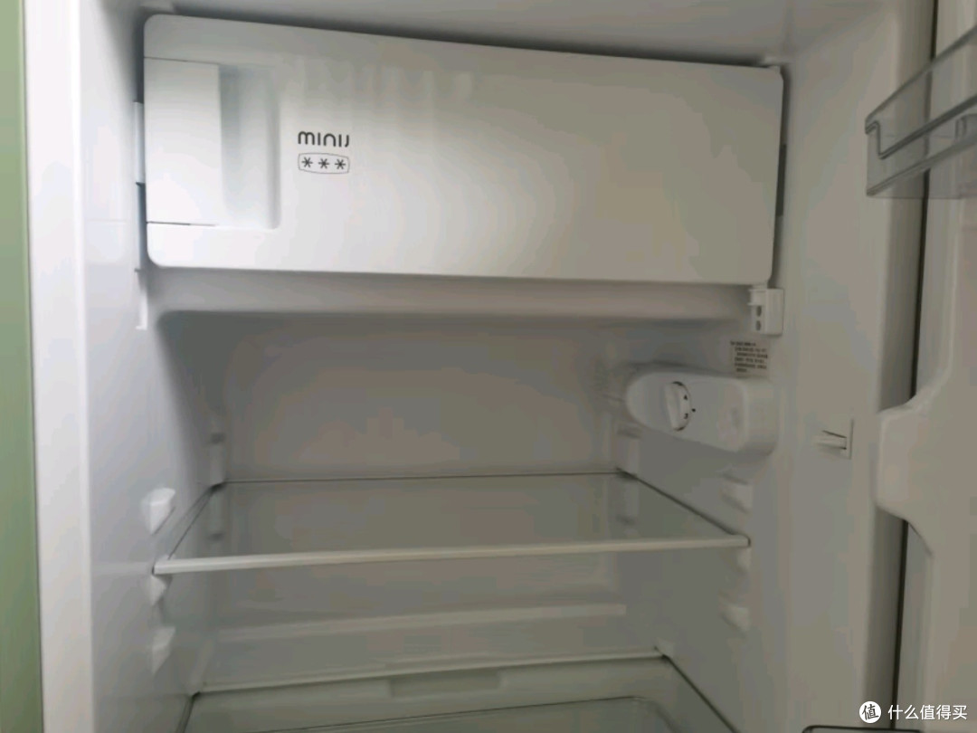 小吉（MINIJ）迷你复古小冰箱BC-M121CG