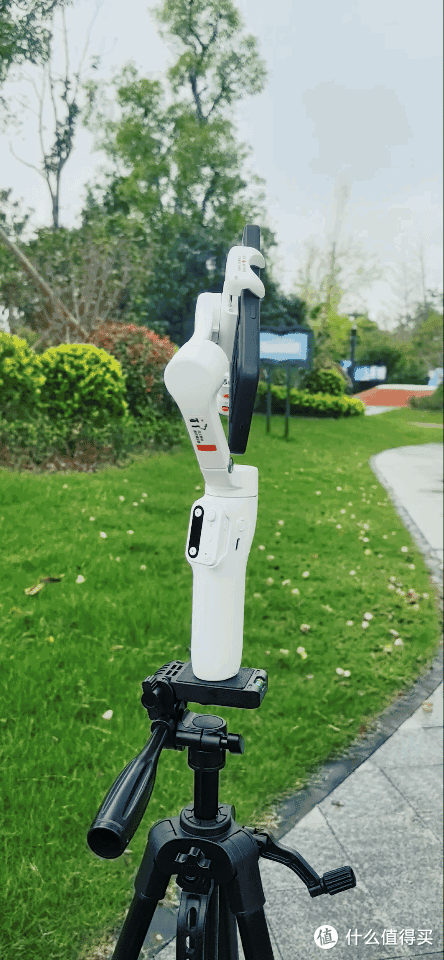2024年有哪些适合新手小白的手机云台？如何选出高性价比的手机稳定器？｜浩瀚V3手机稳定器实测开箱