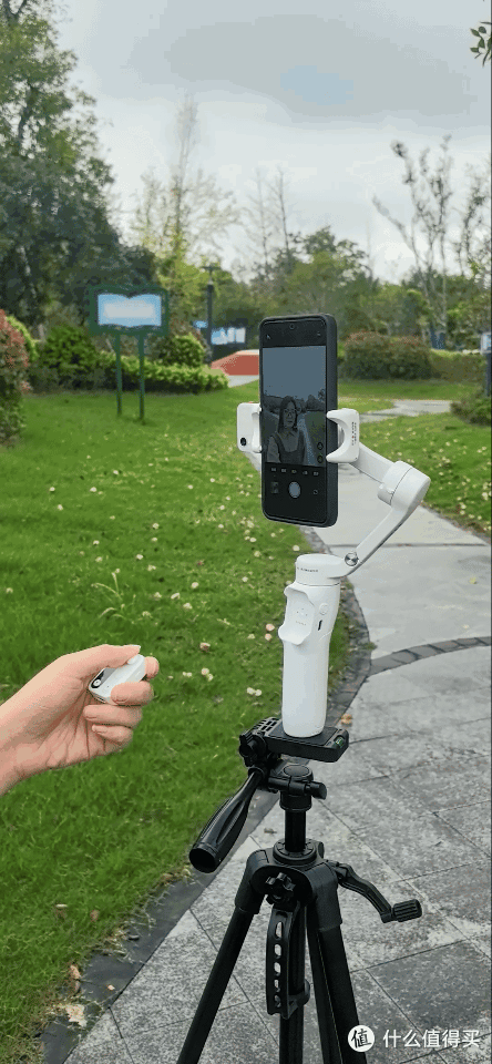 2024年有哪些适合新手小白的手机云台？如何选出高性价比的手机稳定器？｜浩瀚V3手机稳定器实测开箱