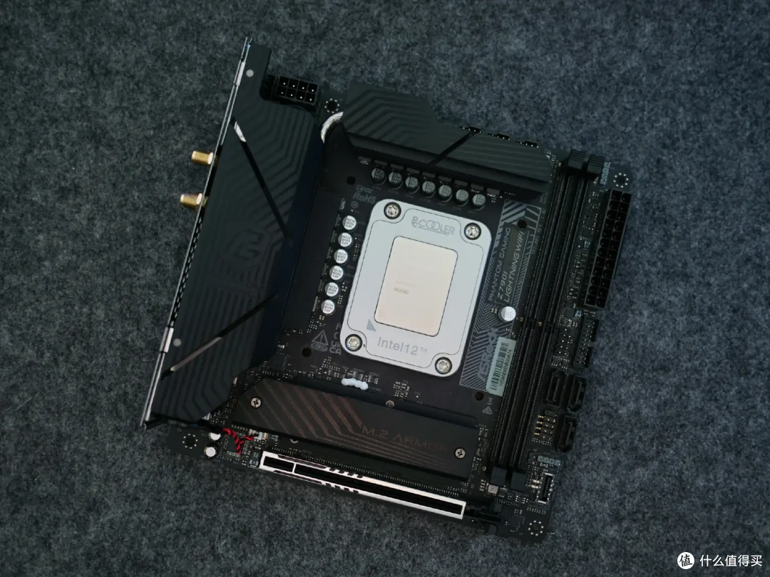 特挑颗粒,轻松8400MHz | 佰维DW100时空行者DDR5 RGB内存首发测评