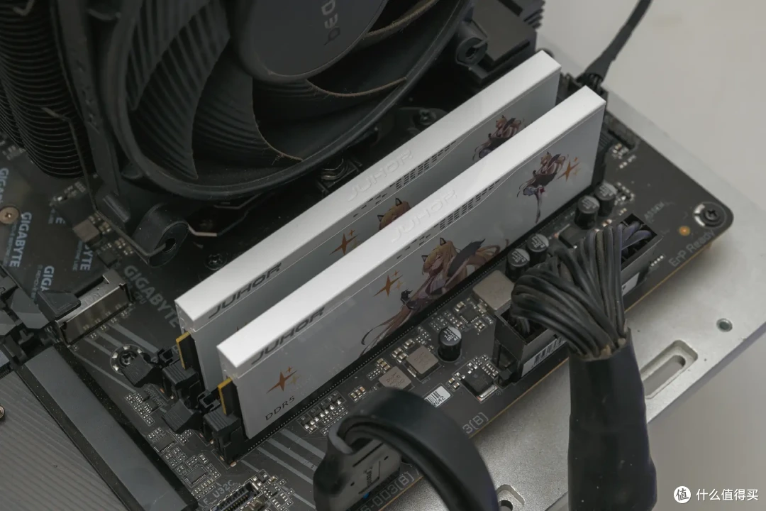 二次元装机好选择,玖合玲珑6800MHz DDR5内存