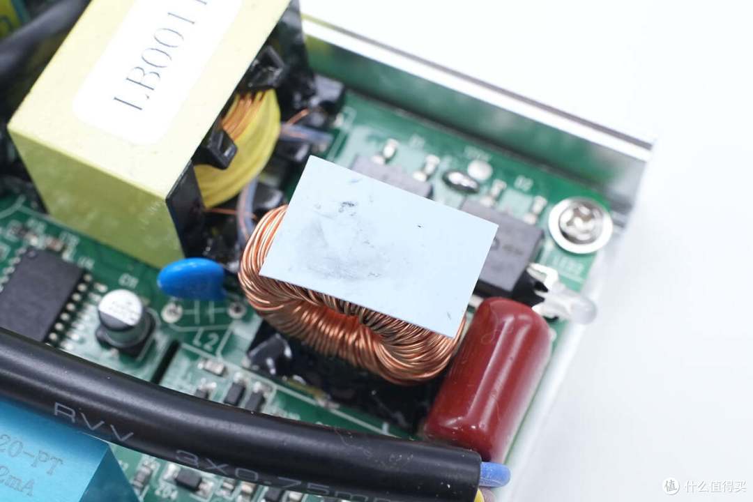拆解报告：新能科技GMI180L太阳能微型并网逆变器