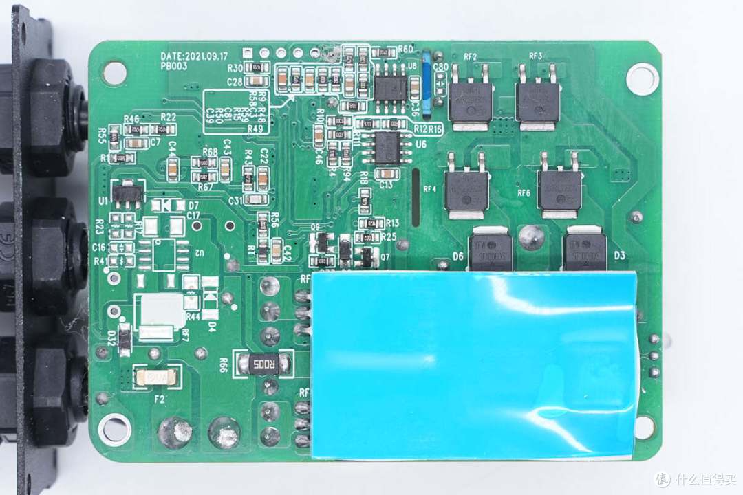 拆解报告：新能科技GMI180L太阳能微型并网逆变器
