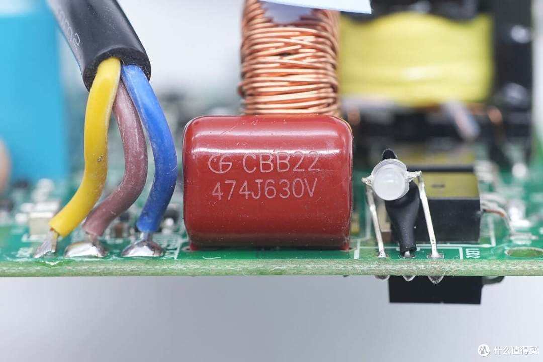 拆解报告：新能科技GMI180L太阳能微型并网逆变器