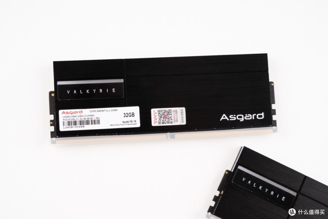暗夜女神——阿斯加特 女武神 瓦尔基里Ⅱ代 DDR5 6400 32GB × 2 C32 极夜黑 开箱分享