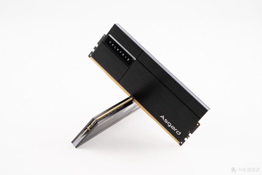 暗夜女神——阿斯加特 女武神 瓦尔基里Ⅱ代 DDR5 6400 32GB × 2 C32 极夜黑 开箱分享