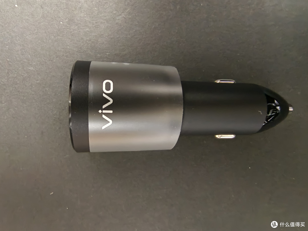 VIVO 80W车载充电器