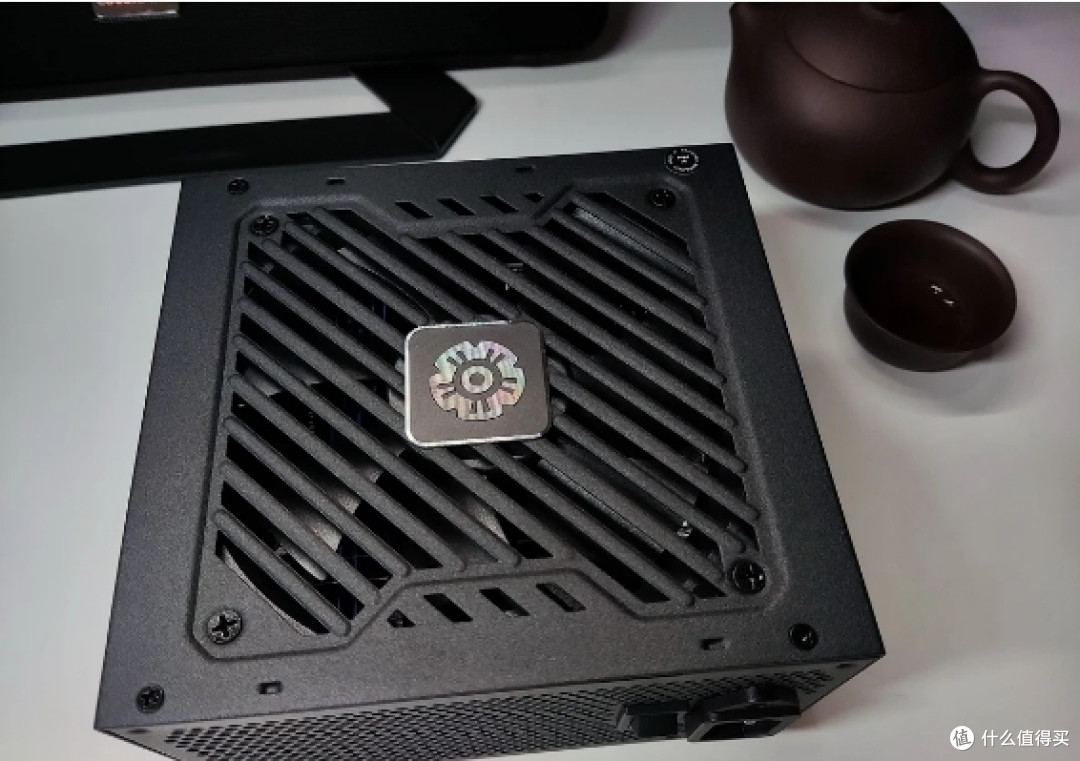 双十一推荐:入门全模组电源,安耐美金竞蝠GM650W上手分享