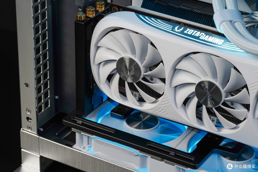 Abee Pixel Two+技嘉 X870E Aorus Pro Ice+索泰 RTX 4080 SUPER 装机分享!