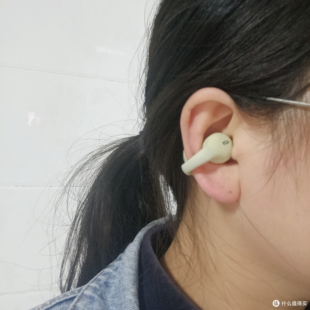 想要百元价位的不入耳蓝牙耳机,来试试蛇圣陨石C2