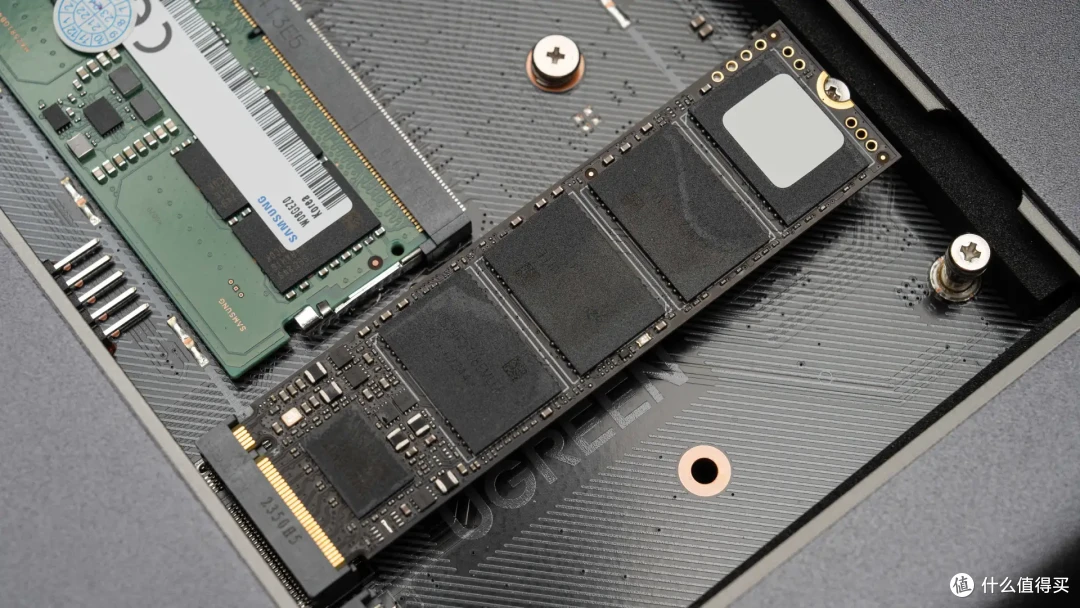 同步灵活、影音便捷、AI相册,UGOS Pro更强了!|绿联私有云 DXP 4800