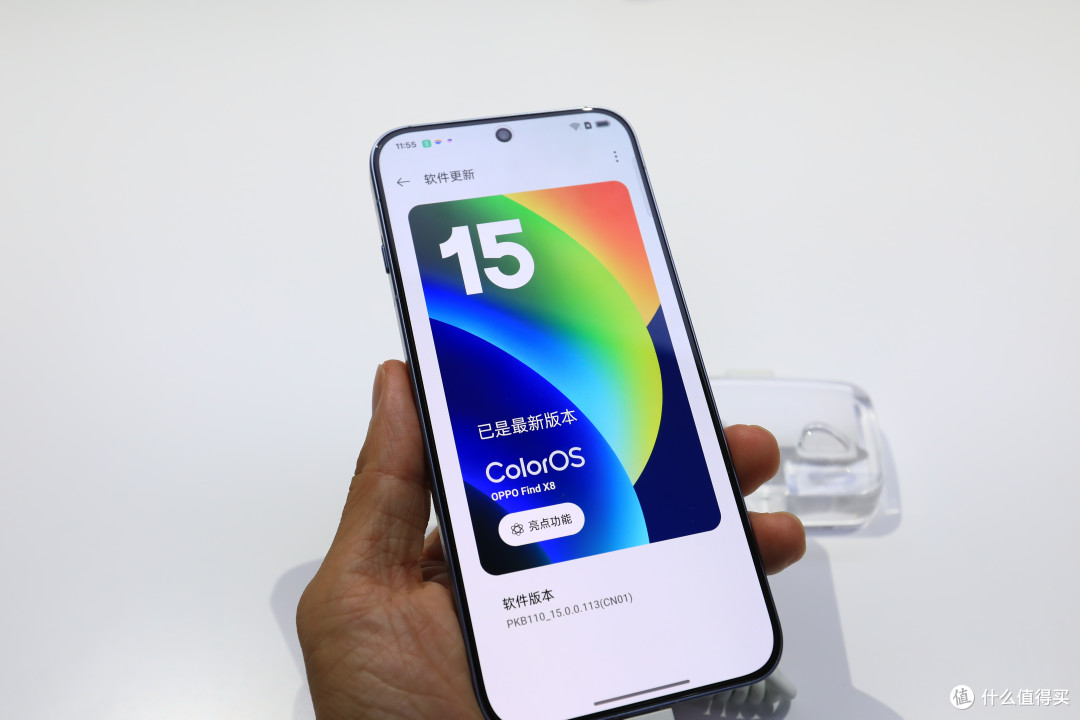 全站首发!“苹替”巅峰?OPPO Find X8 真机亲测,优雅外观与完美握感的结合!