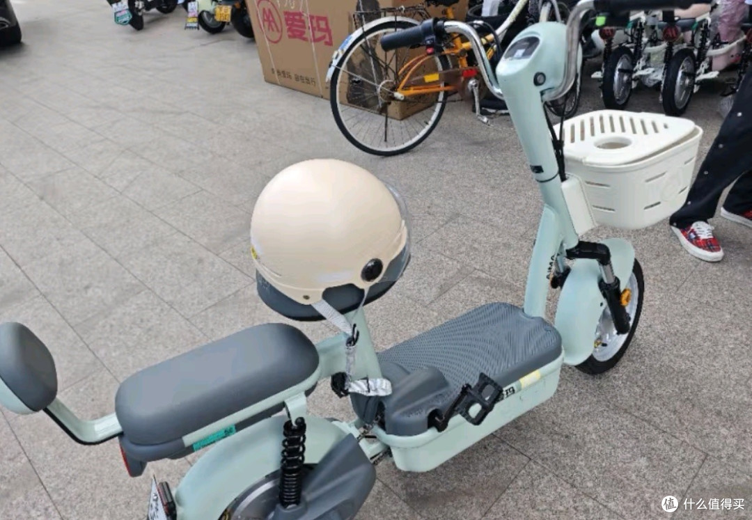 爱玛小糖豆伴我快乐行