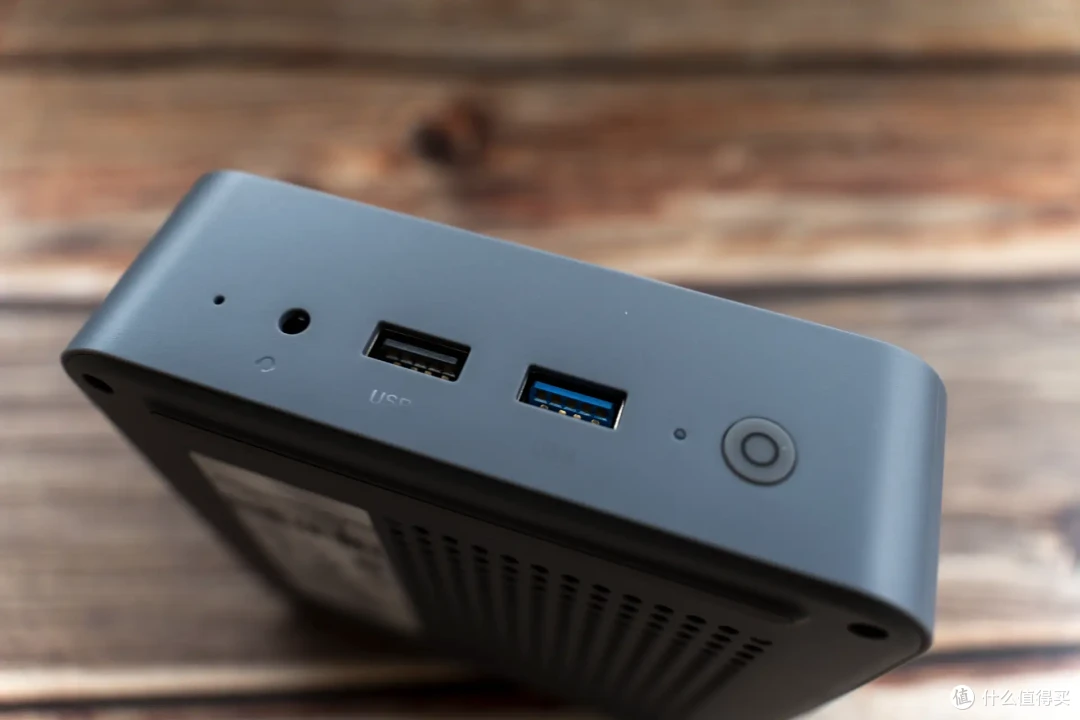迷你主机新品牌产品力如何?區克 MAX N N100 深度拆机测试