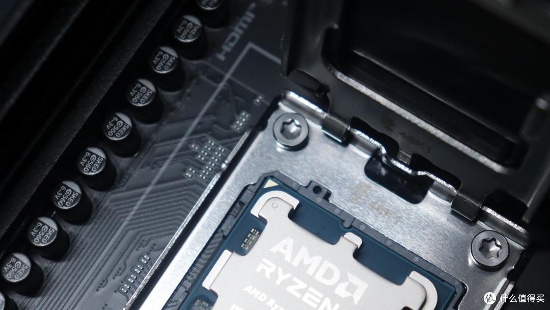 DIY组装:技嘉X870E搭配AMD锐龙9700X+4070显卡这套配置怎么样