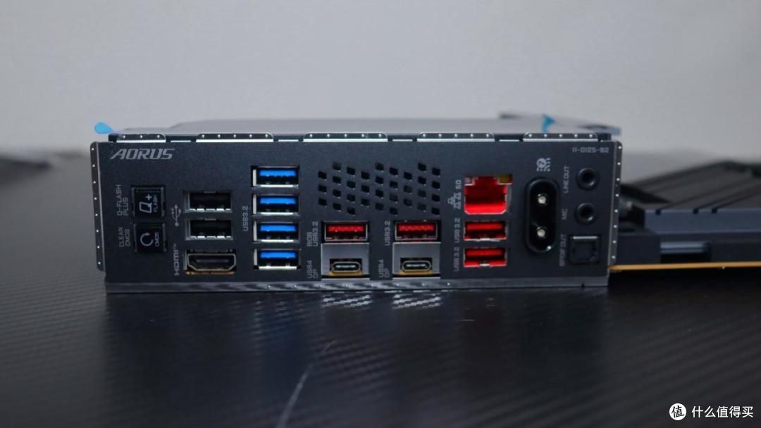 DIY组装:技嘉X870E搭配AMD锐龙9700X+4070显卡这套配置怎么样