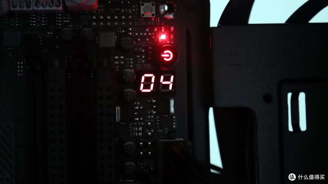 DIY组装:技嘉X870E搭配AMD锐龙9700X+4070显卡这套配置怎么样