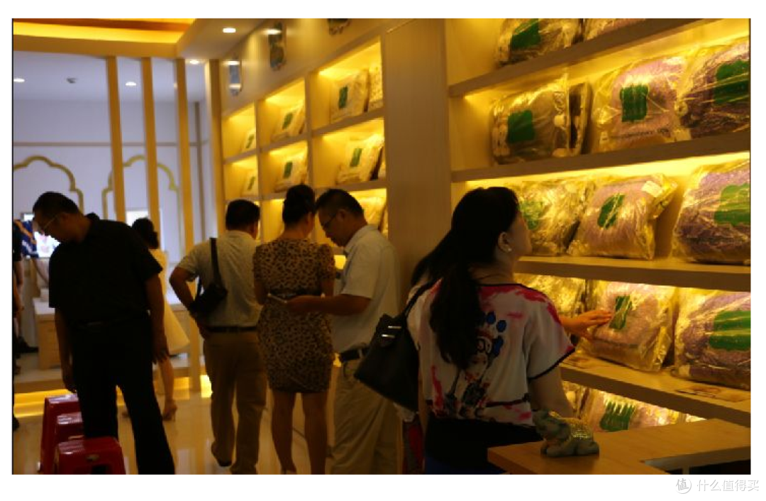 双十一想给家里老人换一个新床垫,有哪些床垫适合 60+ 老年人使用?