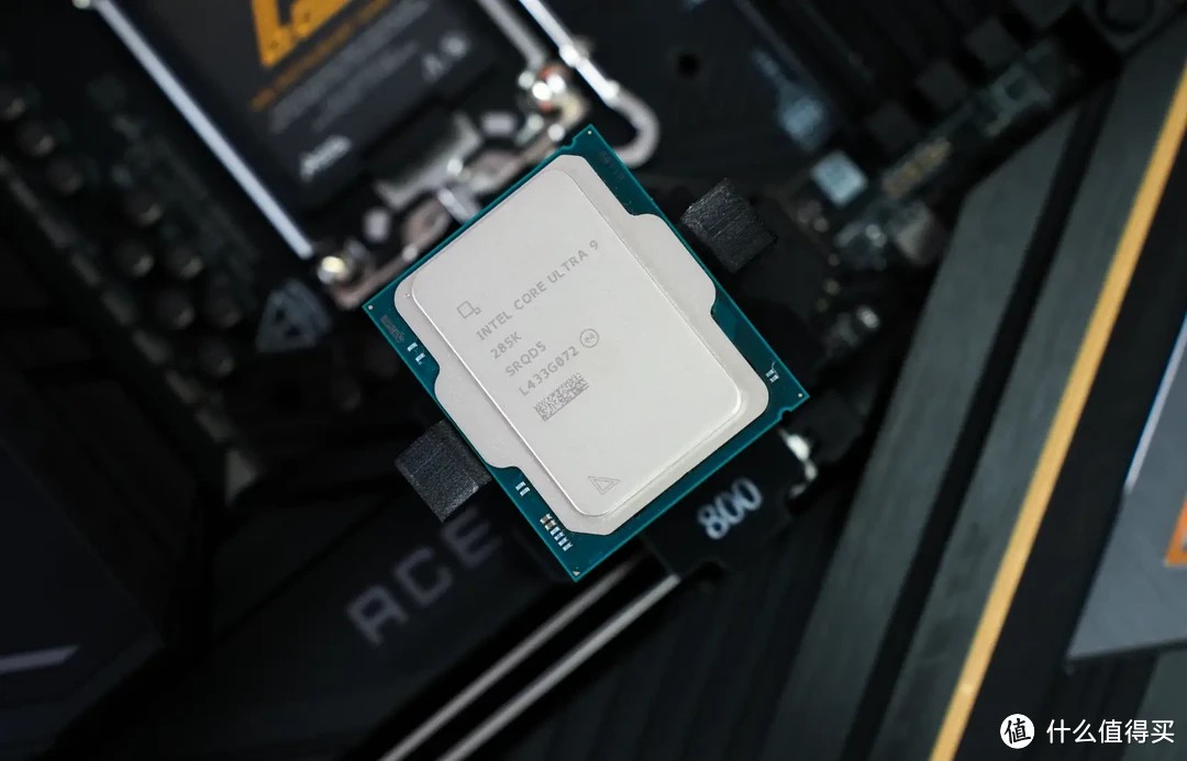 砍了超线程性能依旧强劲？Intel全新酷睿处理器——Ultra 9 285K尝鲜