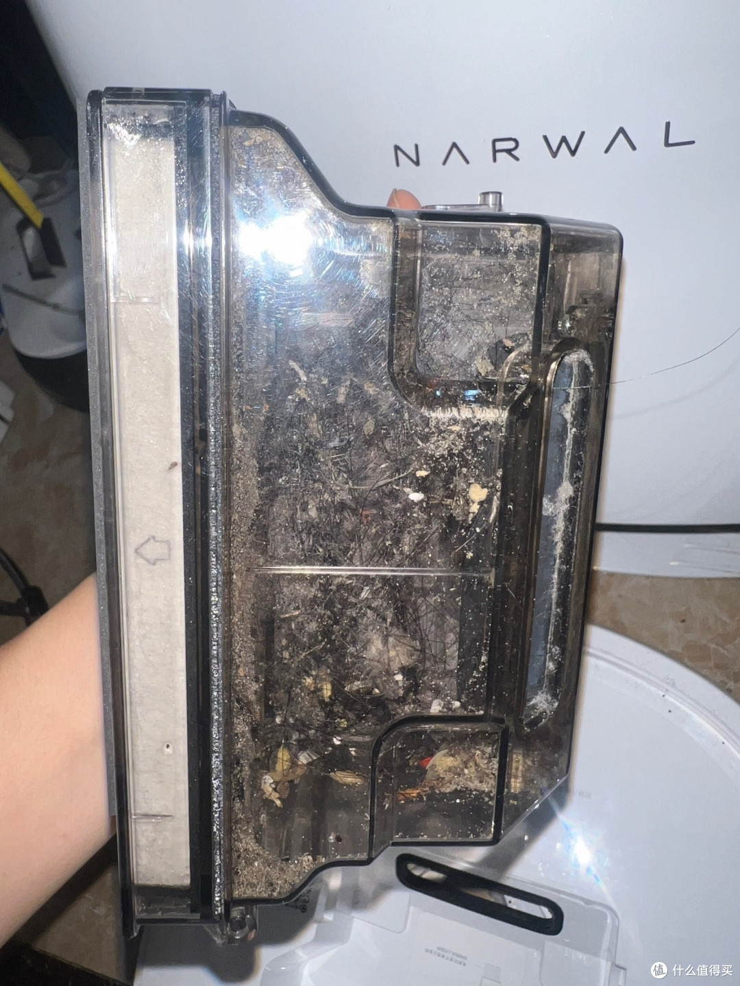 今天,我要给大家介绍一款真正能解放你双手的智能家居神器——云鲸扫地机器人