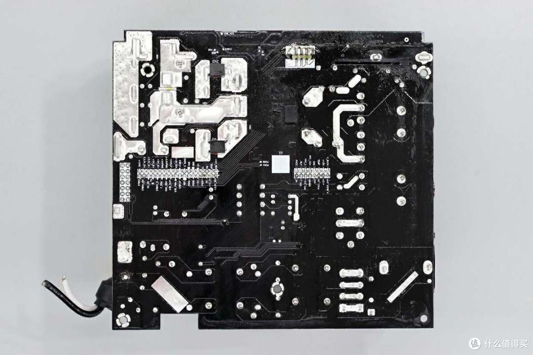拆解报告:鑫谷昆仑九重KE-1300P白金牌数字电源