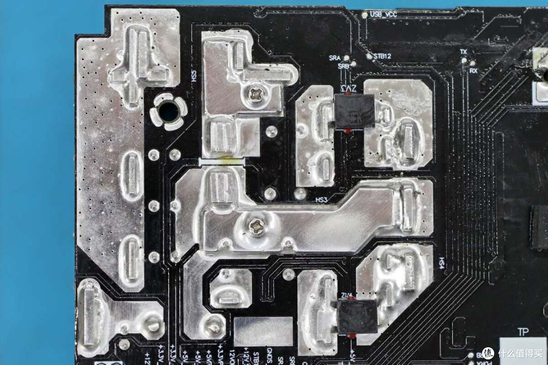 拆解报告:鑫谷昆仑九重KE-1300P白金牌数字电源