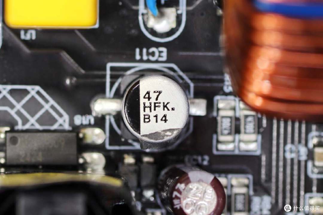 拆解报告:鑫谷昆仑九重KE-1300P白金牌数字电源