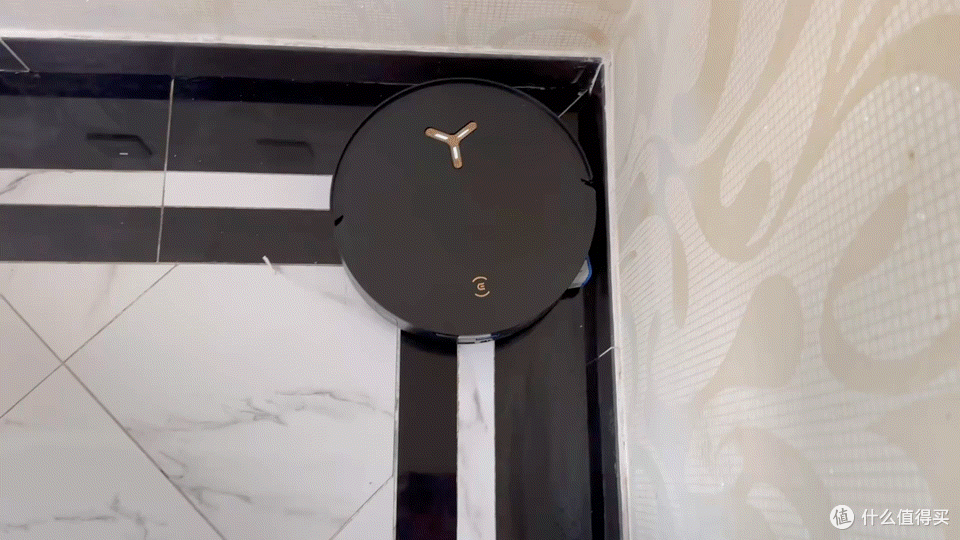 打破传统！扫地机器人还是洗地机？从此不用再纠结！科沃斯X8 PRO PLUS一机双能