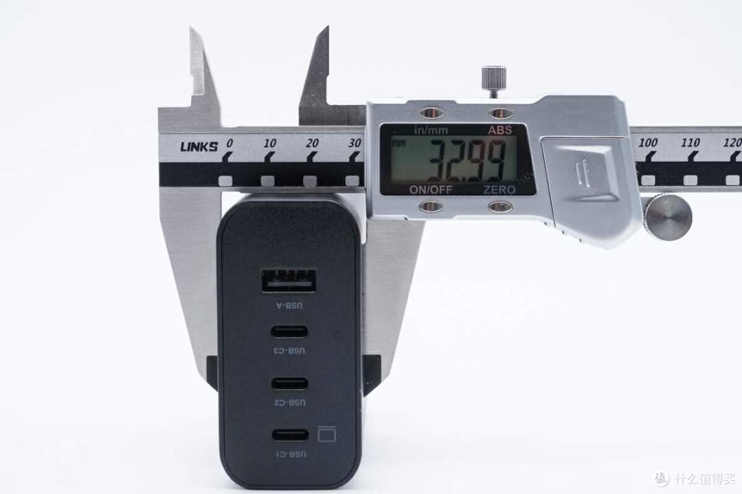 拆解报告:华硕ROG 140W 3C1A四口氮化镓充电器AC140-01
